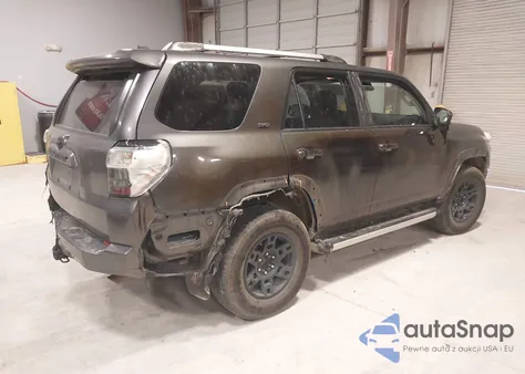 2020 Toyota 4Runner Sr5 из США, поврежденный, VIN JTEBU5JR9L5752807